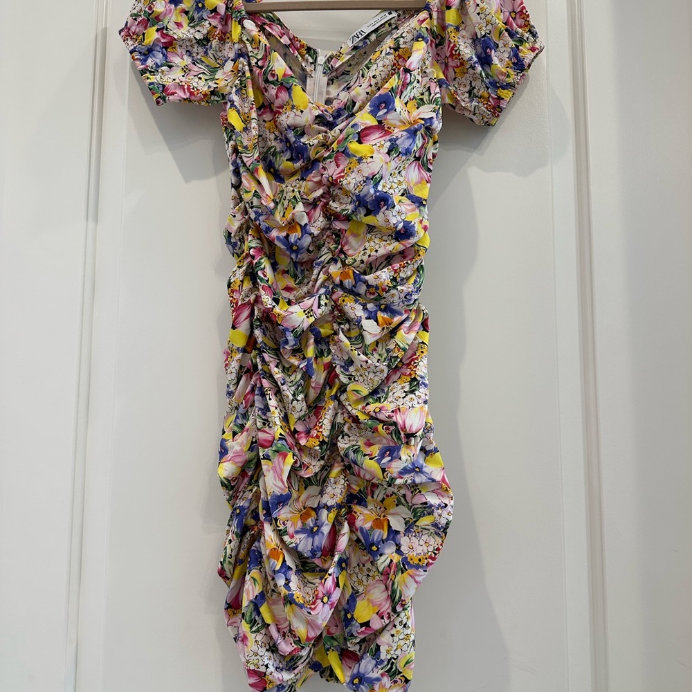 Zara Floral Print Ruched Puffed Shoulder Dress M